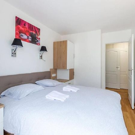 Milly Apartment Next To Disneyland Bmyguest Chessy  Bagian luar foto